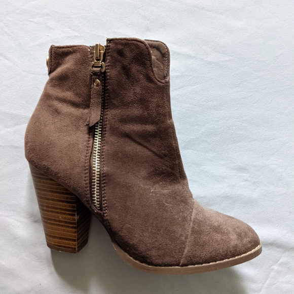 Women's boots - Picture 4 of 6